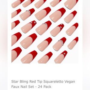 NIP Claire's Christmas 🎄 Red Star Bling Stiletto Press-On Nails